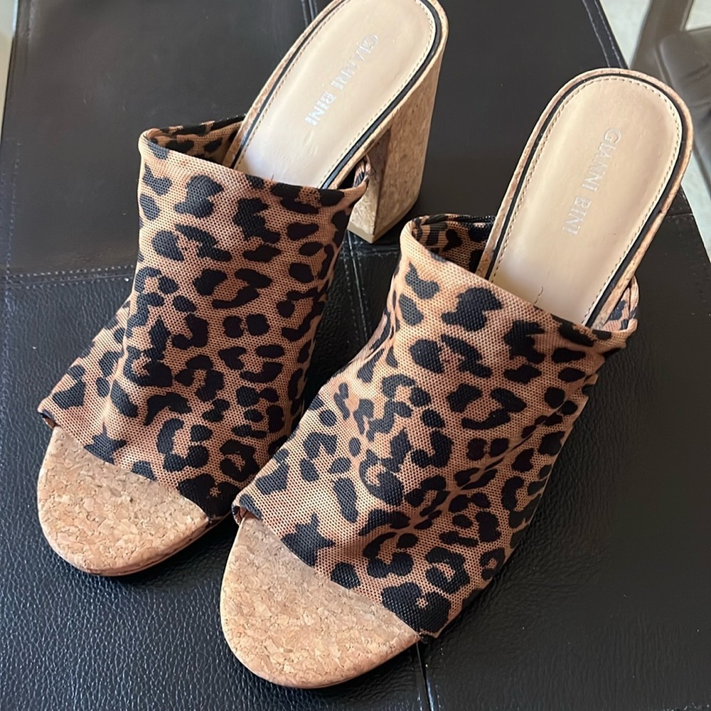 GIANNI BINI - Open Toe Mule Sandals Women's 11M Leopard Print -New-Never Worn